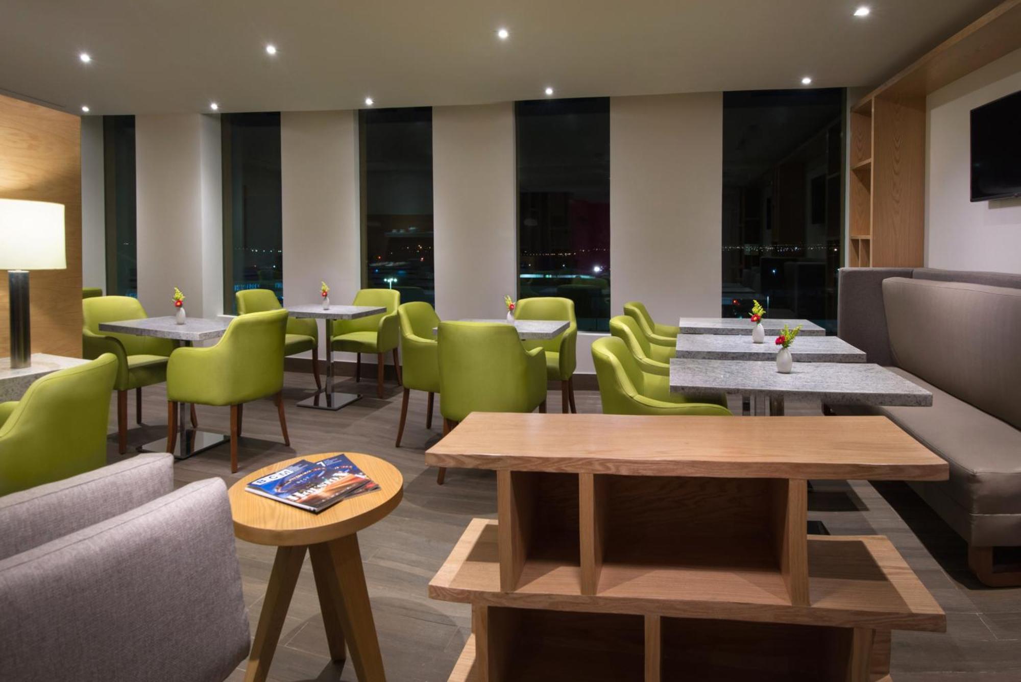 Hilton Garden Inn Monterrey Airport Villa Juárez Exterior foto
